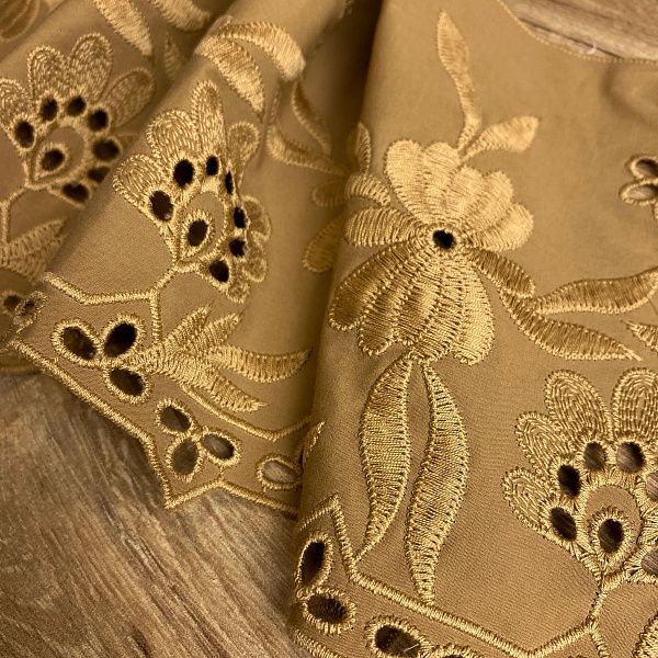 Отделочное шитье Ermanno Scervino