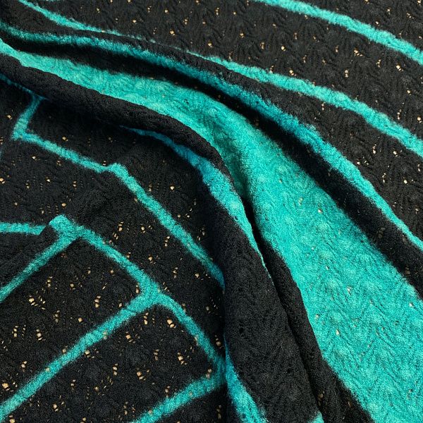 Вязаный шерстяной трикотаж Missoni